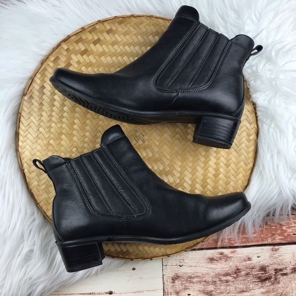 Ecco Shoes - Ecco black leather Chelsea ankle boots